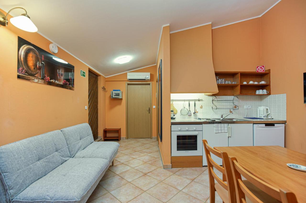 Ferienwohnung Oasi Poreč Exterior foto